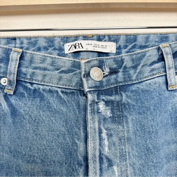 Zara Mens  36 Medium Wash Distressed Relaxed Button Fly Jeans - Picture 9 of 15